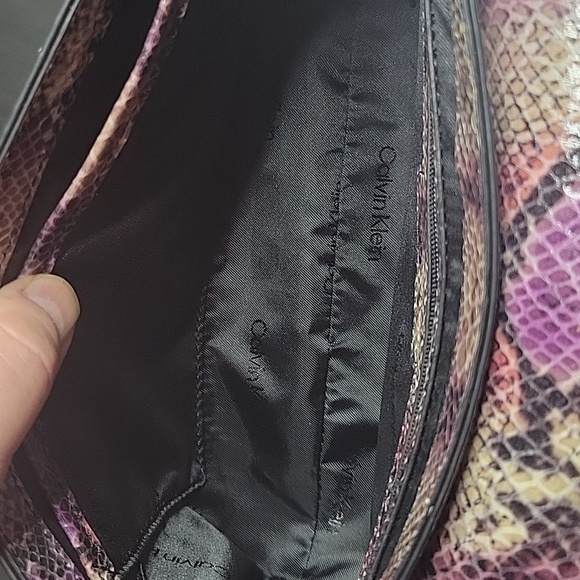 NWT CALVIN KLEIN Charles Flap Crossbody Grape Snake Bag‎ NWT - Picture 13 of 14